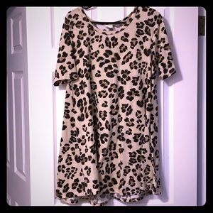 Leopard t-shirt dress